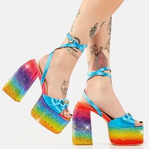 NWT AZALEA WANG platform heels